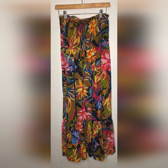 Sleeveless Arie Summer Dress - Picture 4 of 8